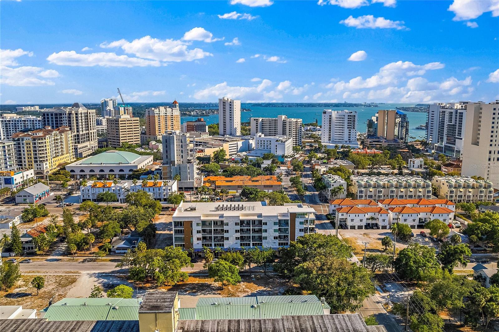 Image 31 of 34 For 332 Cocoanut Street 507