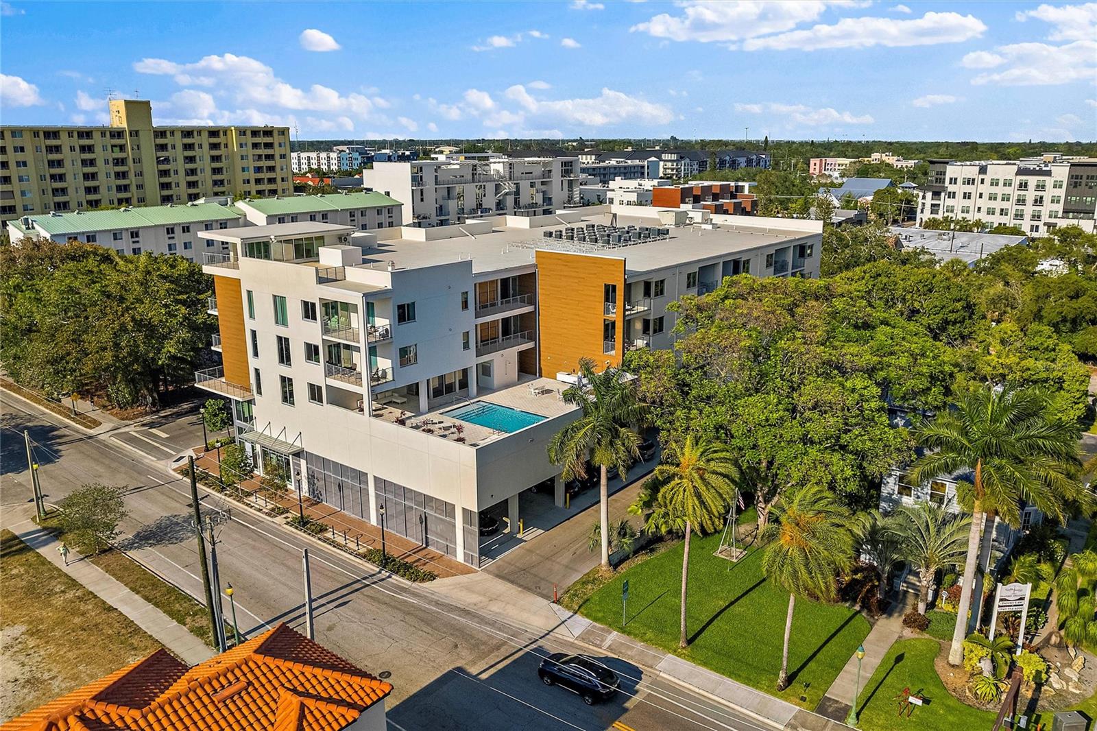 Image 33 of 34 For 332 Cocoanut Street 507