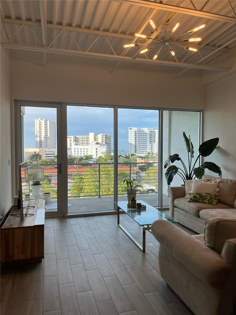 Image 5 of 34 For 332 Cocoanut Street 507