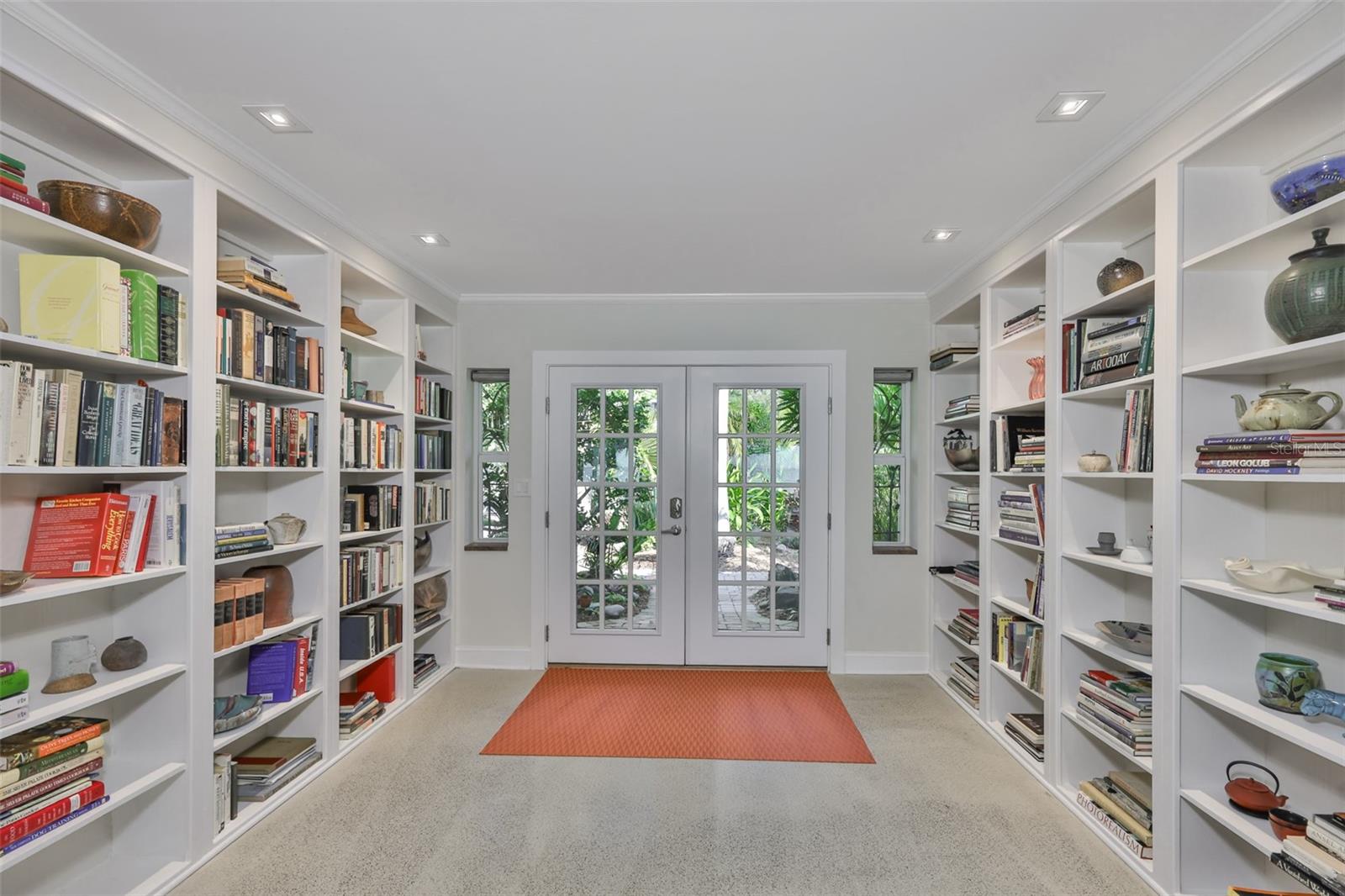 Image 14 of 95 For 2158 Blossom Way S