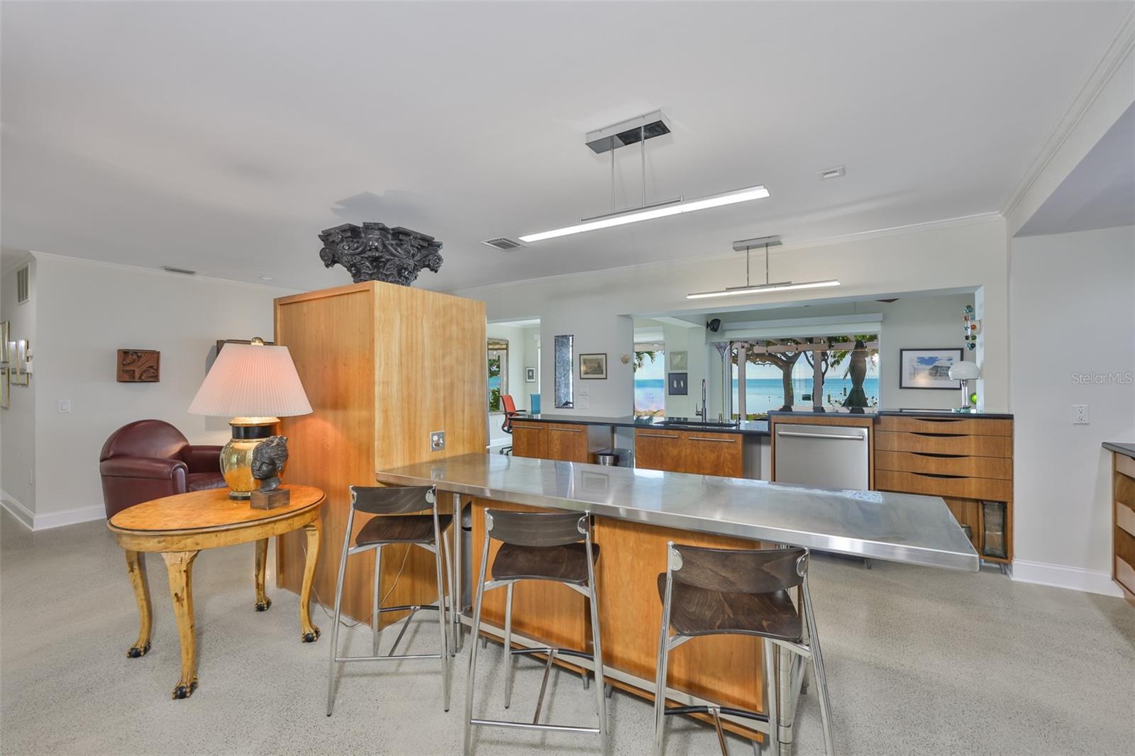 Image 24 of 95 For 2158 Blossom Way S