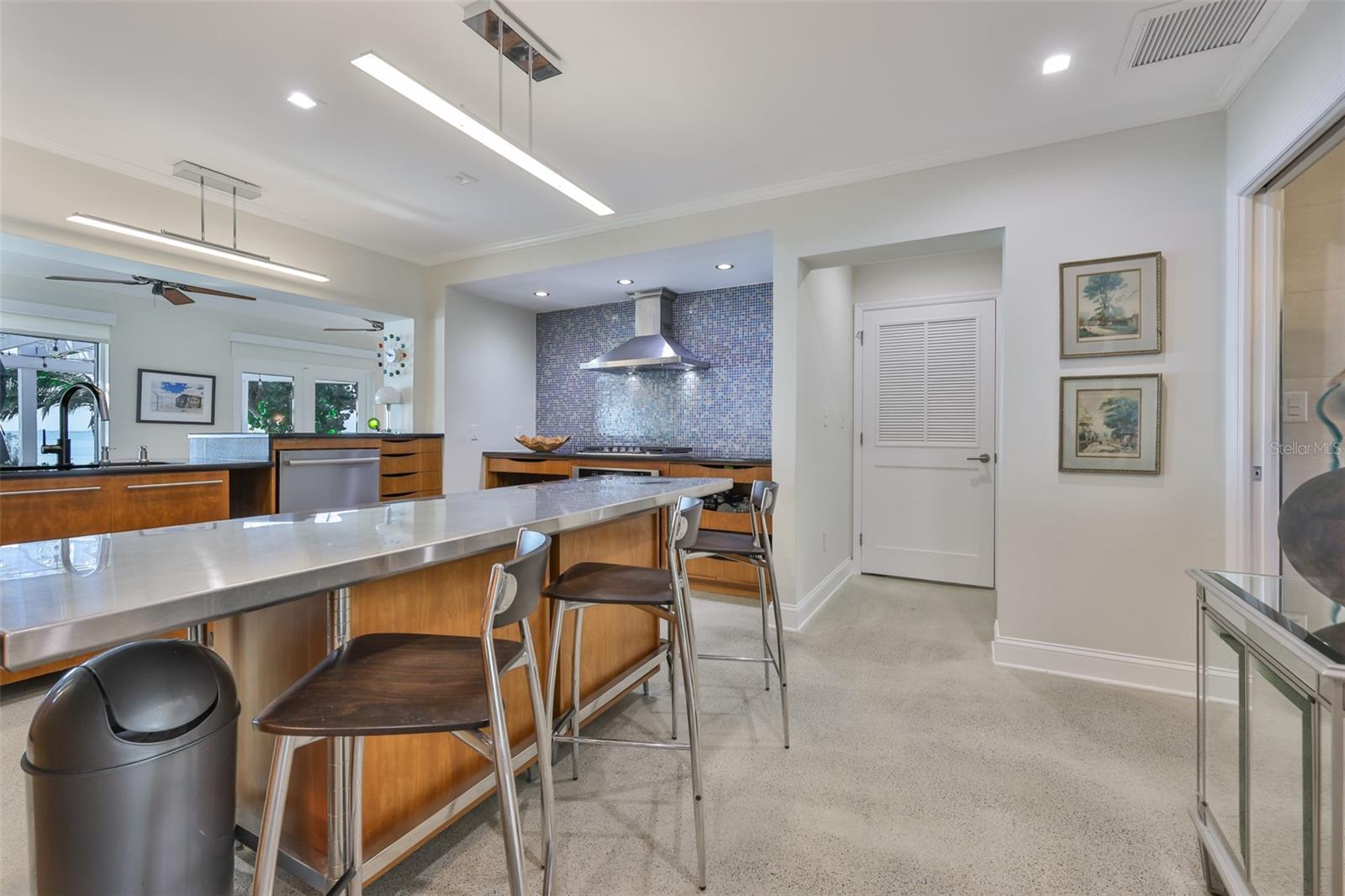 Image 25 of 95 For 2158 Blossom Way S