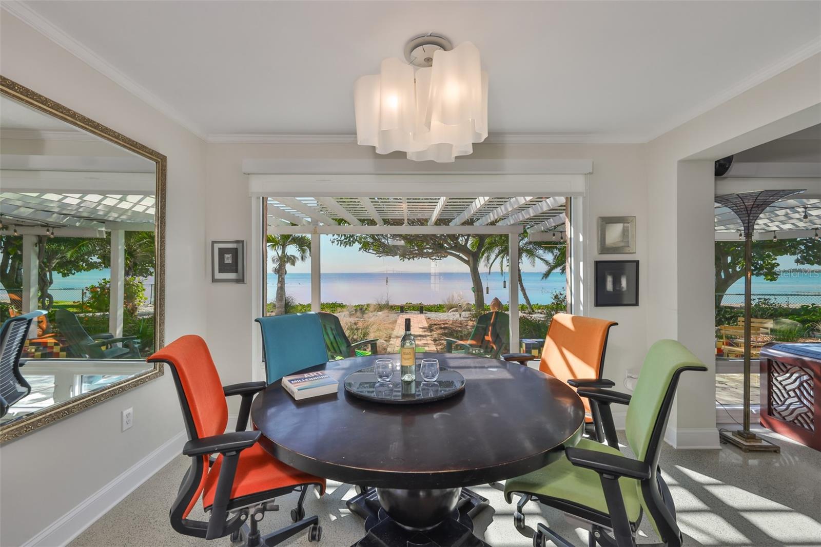 Image 27 of 95 For 2158 Blossom Way S