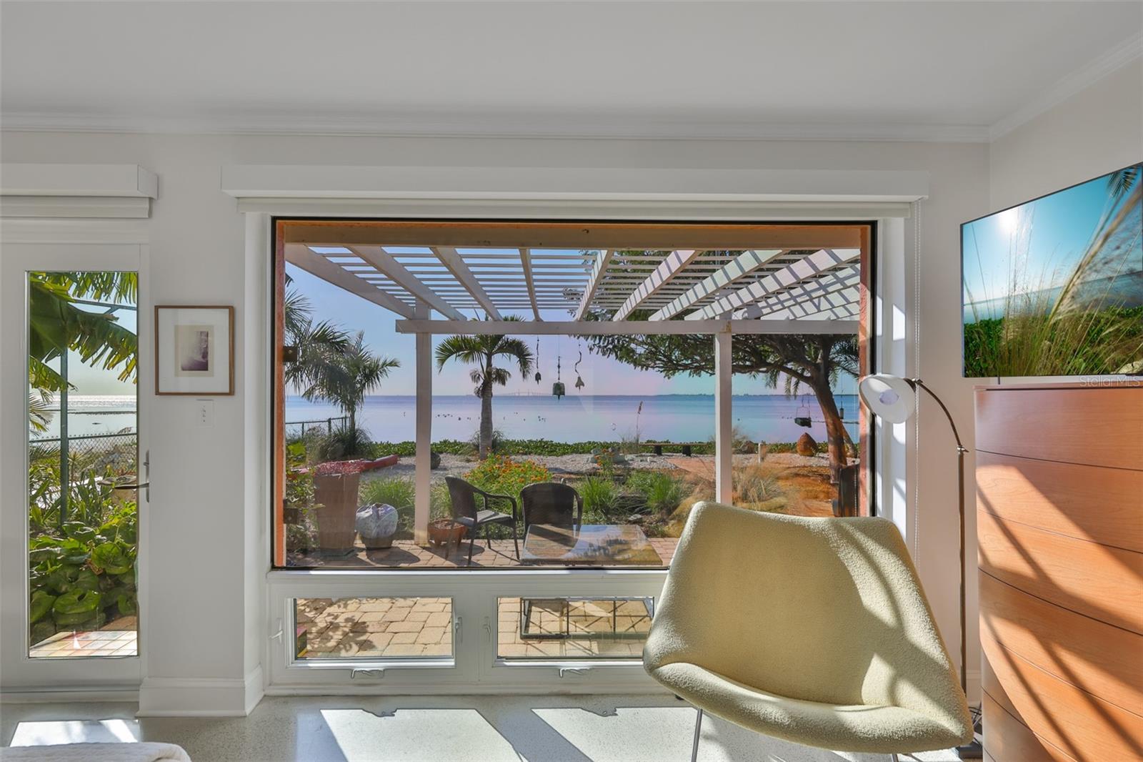 Image 41 of 95 For 2158 Blossom Way S