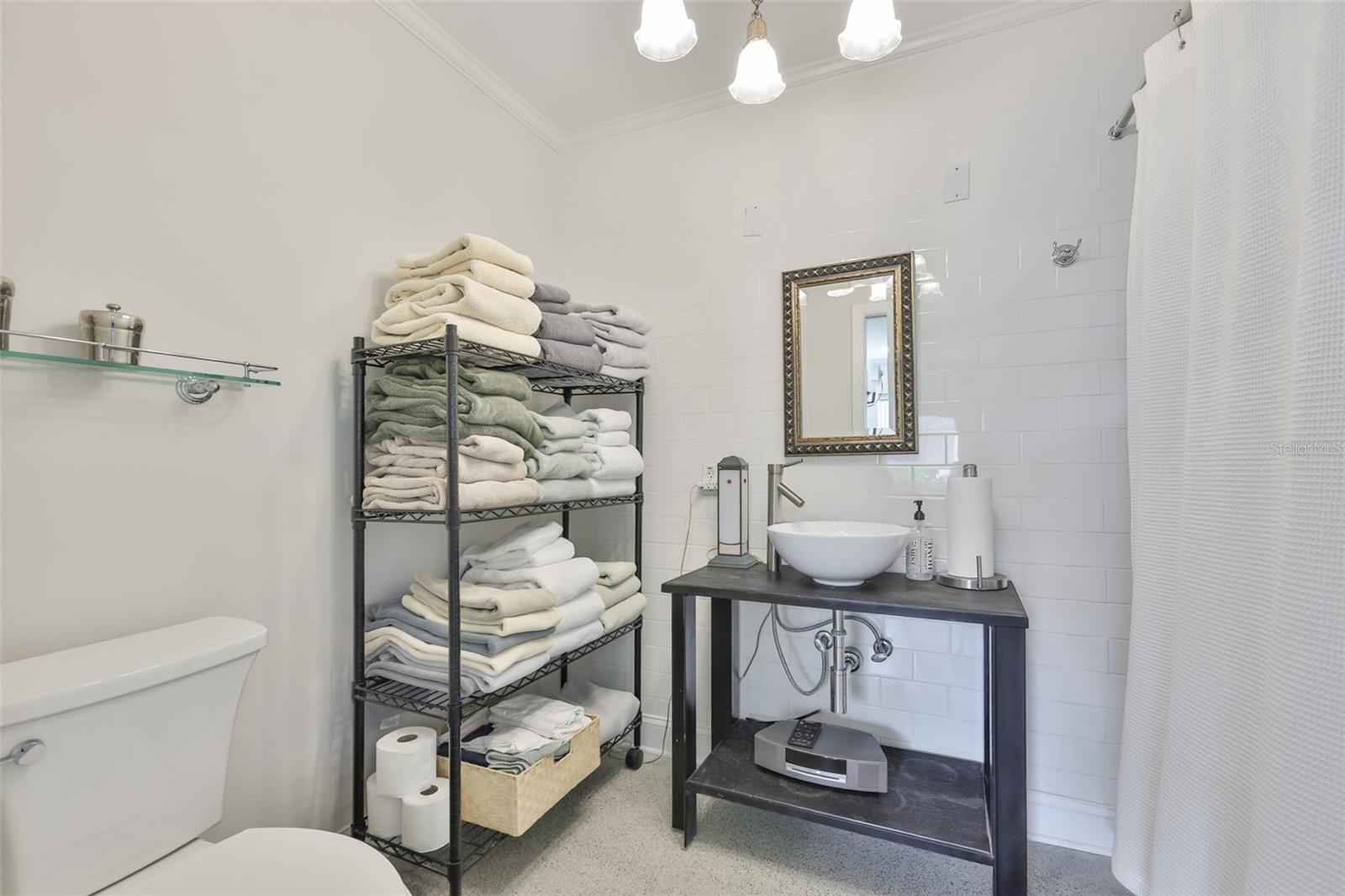 Image 48 of 95 For 2158 Blossom Way S