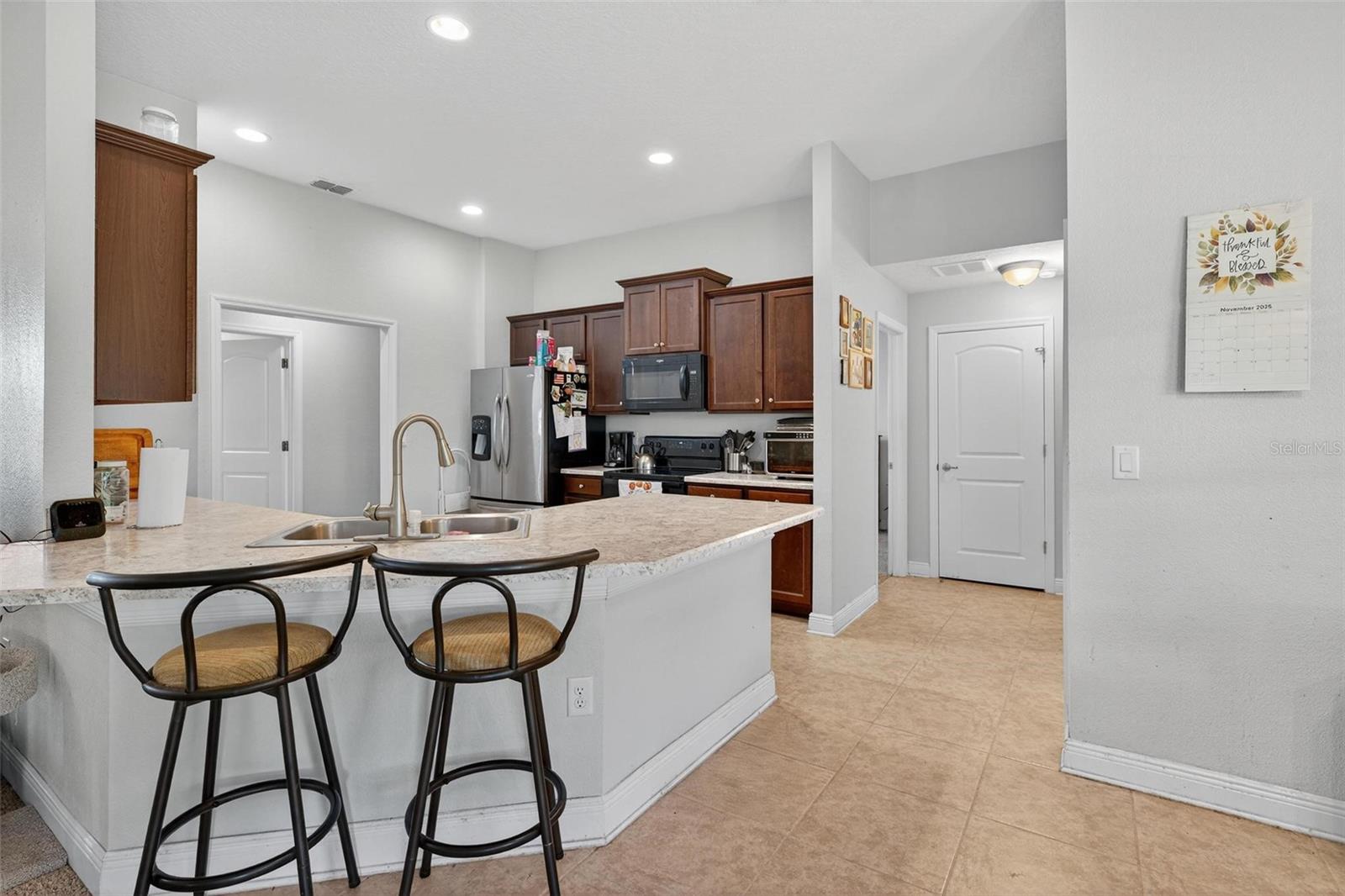 Image 20 of 54 For 2005 Angel Fish Loop