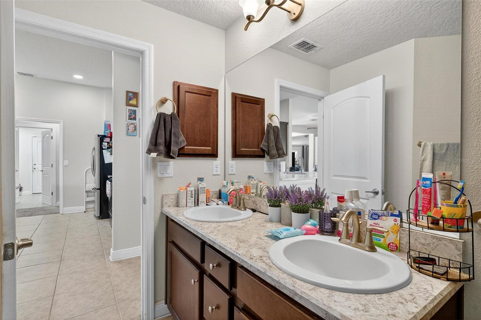 Image 28 of 54 For 2005 Angel Fish Loop