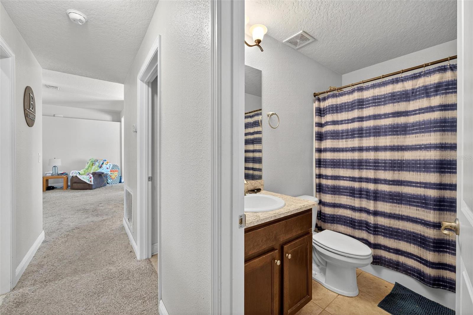 Image 37 of 54 For 2005 Angel Fish Loop