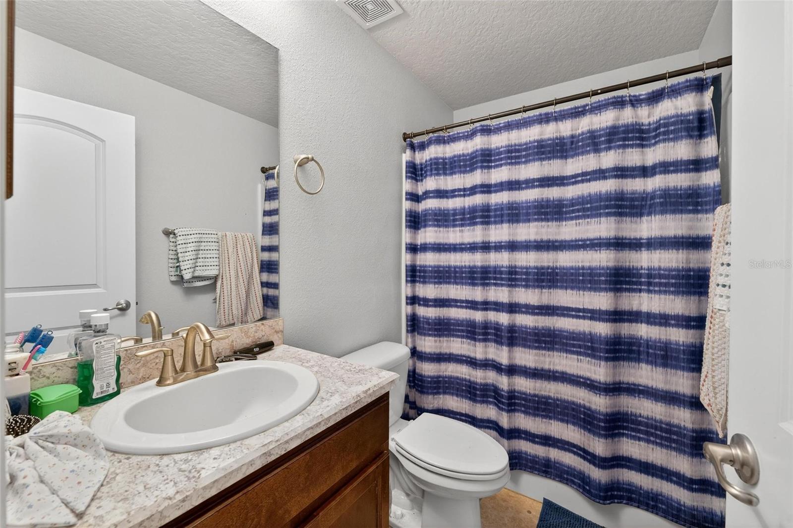 Image 38 of 54 For 2005 Angel Fish Loop