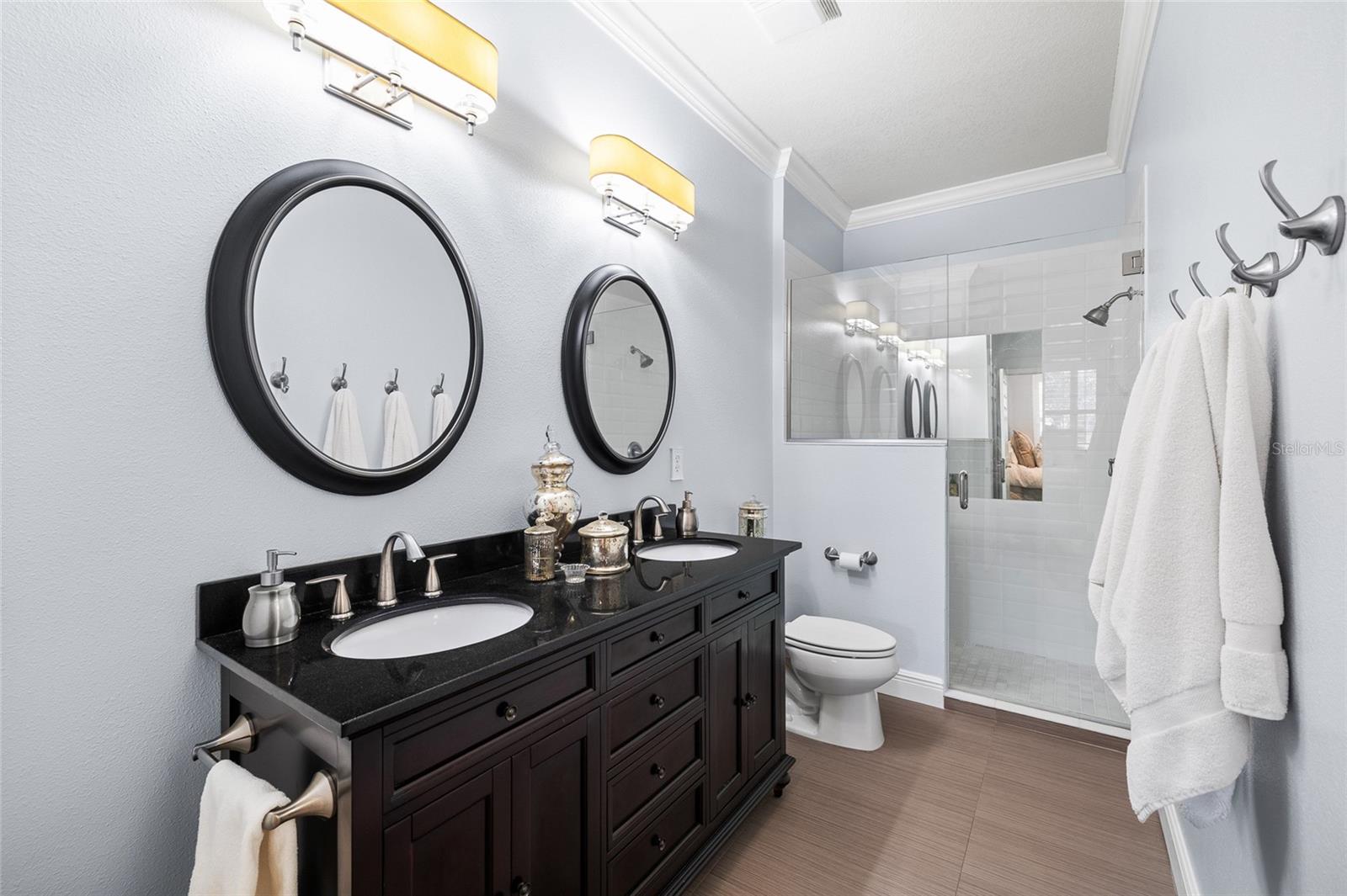 Image 15 of 43 For 9510 Georgian Park Lane 107