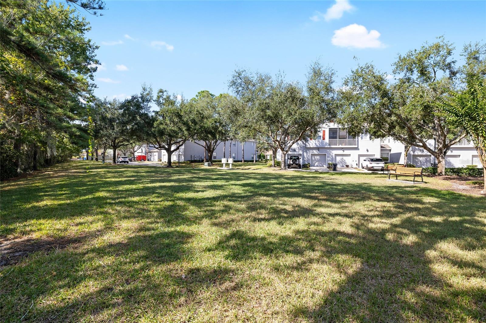 Image 25 of 43 For 9510 Georgian Park Lane 107