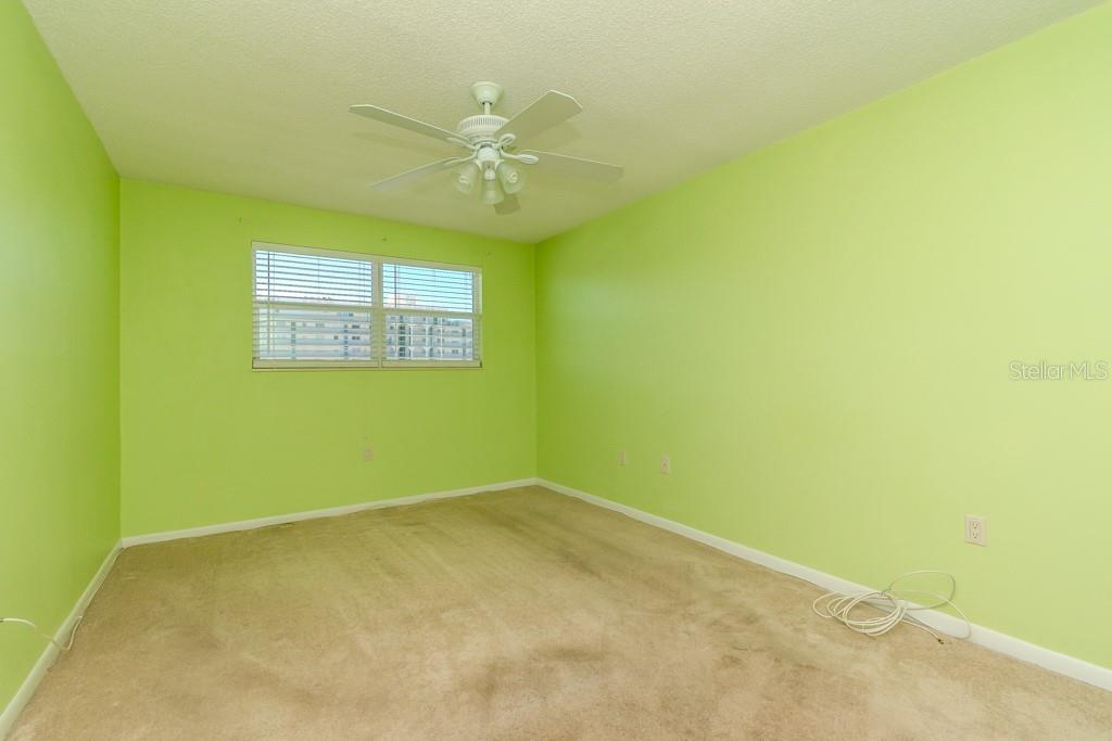 Image 24 of 51 For 6025 Shore Boulevard S 611