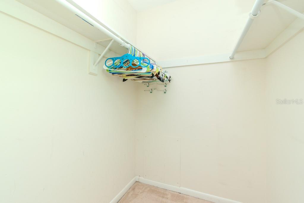 Image 26 of 51 For 6025 Shore Boulevard S 611