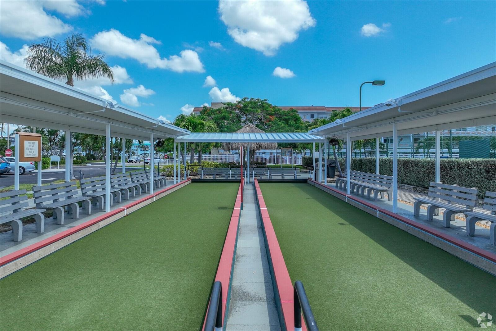 Image 33 of 51 For 6025 Shore Boulevard S 611