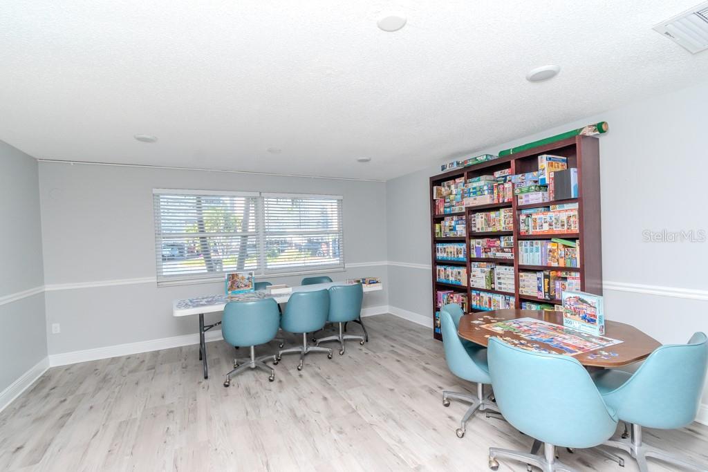 Image 38 of 51 For 6025 Shore Boulevard S 611