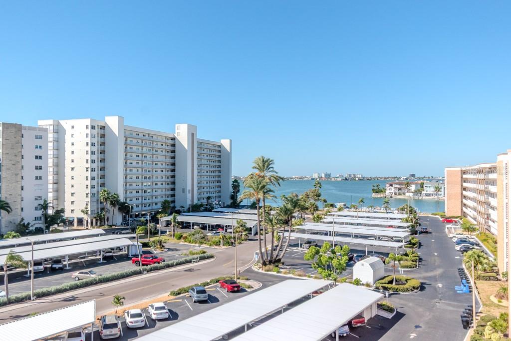 Image 4 of 51 For 6025 Shore Boulevard S 611