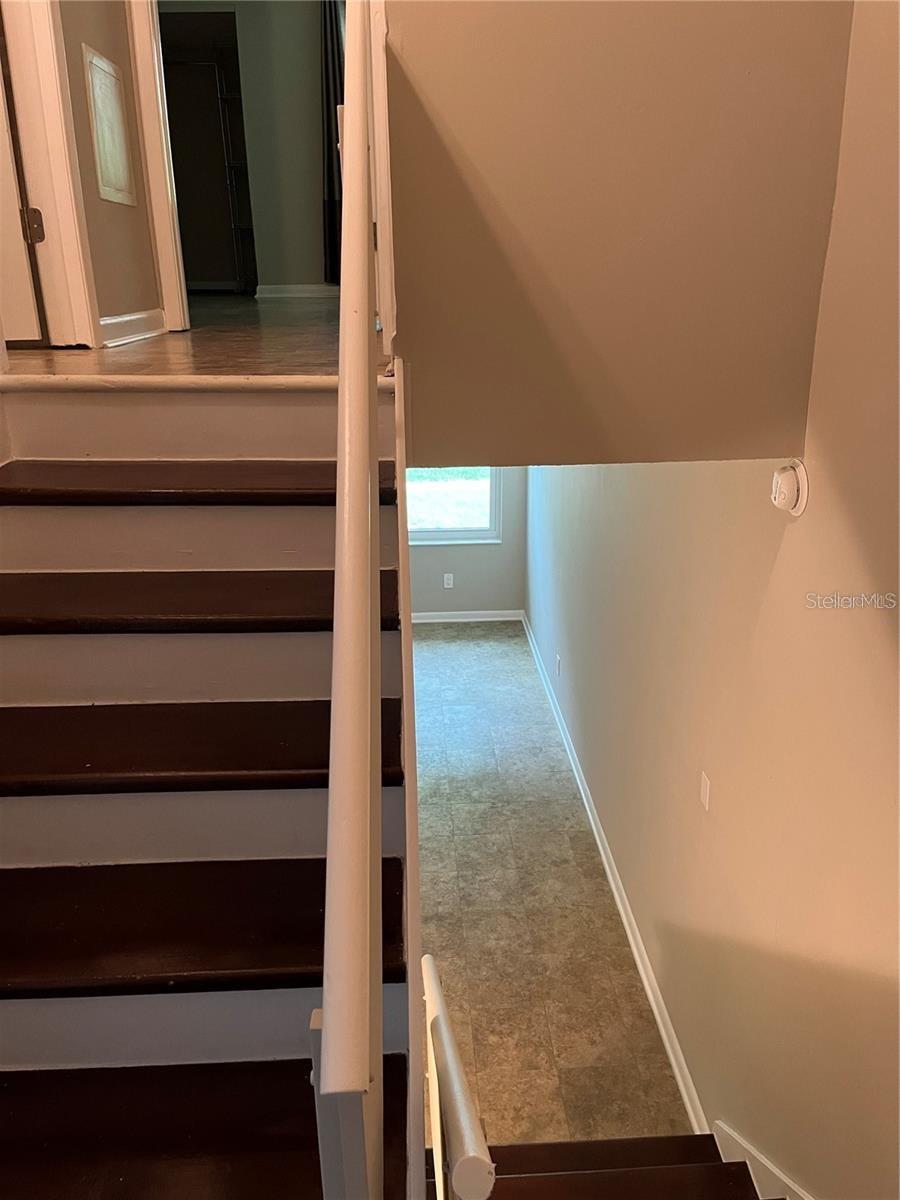 Image 12 of 19 For 4319 La Riviera Court