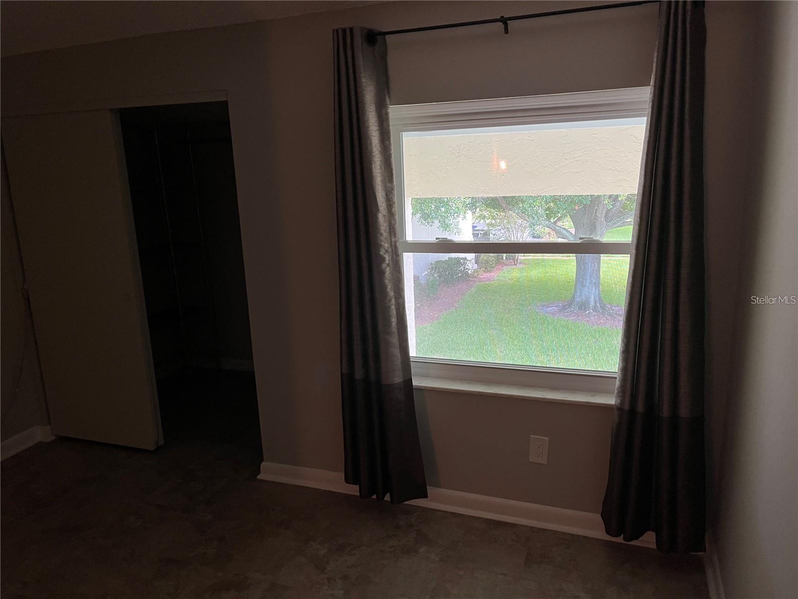 Image 16 of 19 For 4319 La Riviera Court