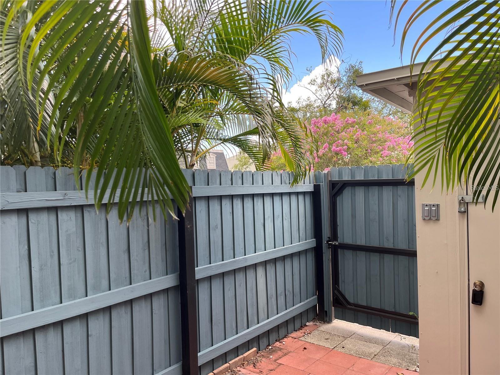 Image 19 of 19 For 4319 La Riviera Court