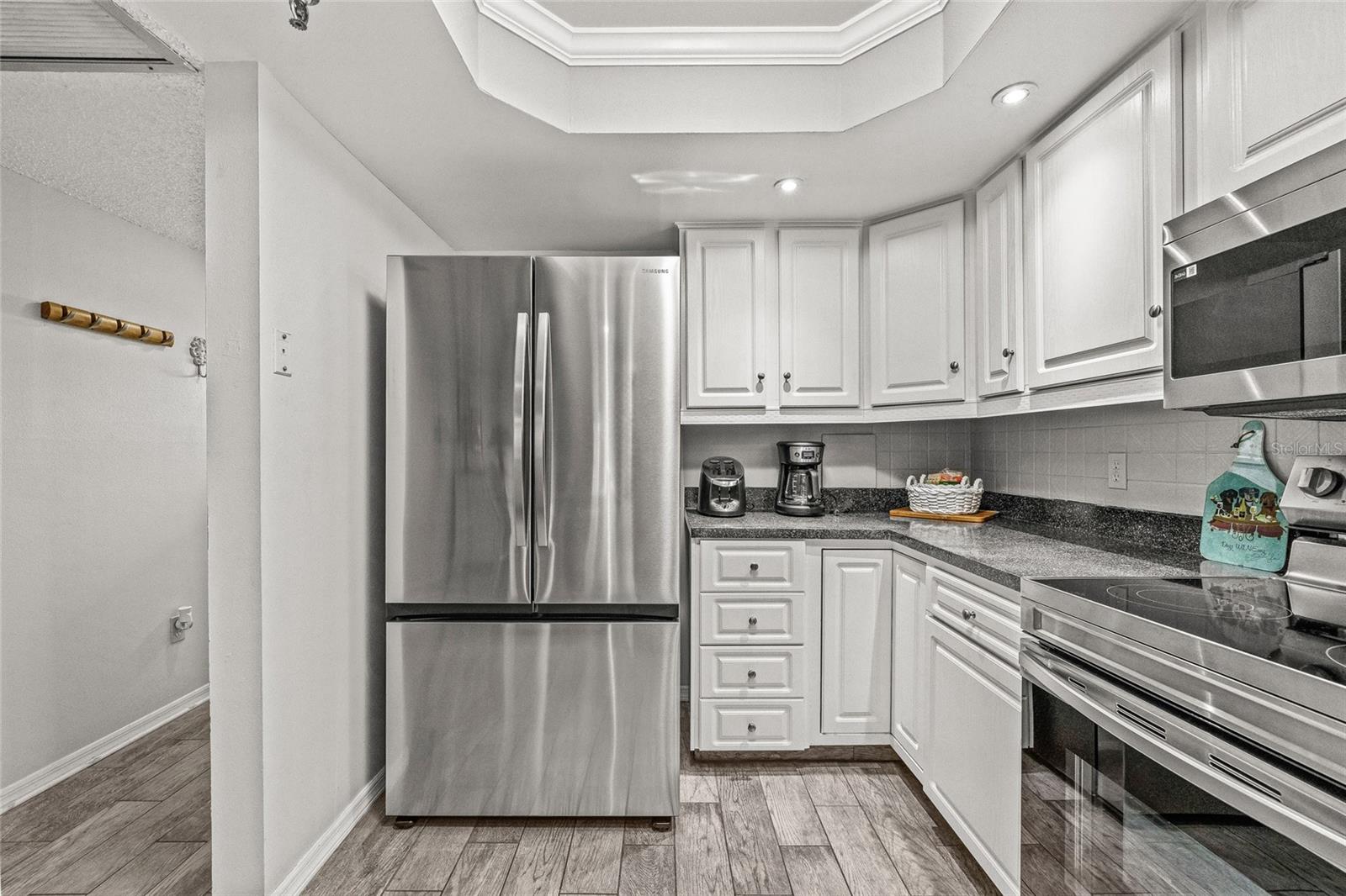 Image 11 of 38 For 14001 Gulf Boulevard 304