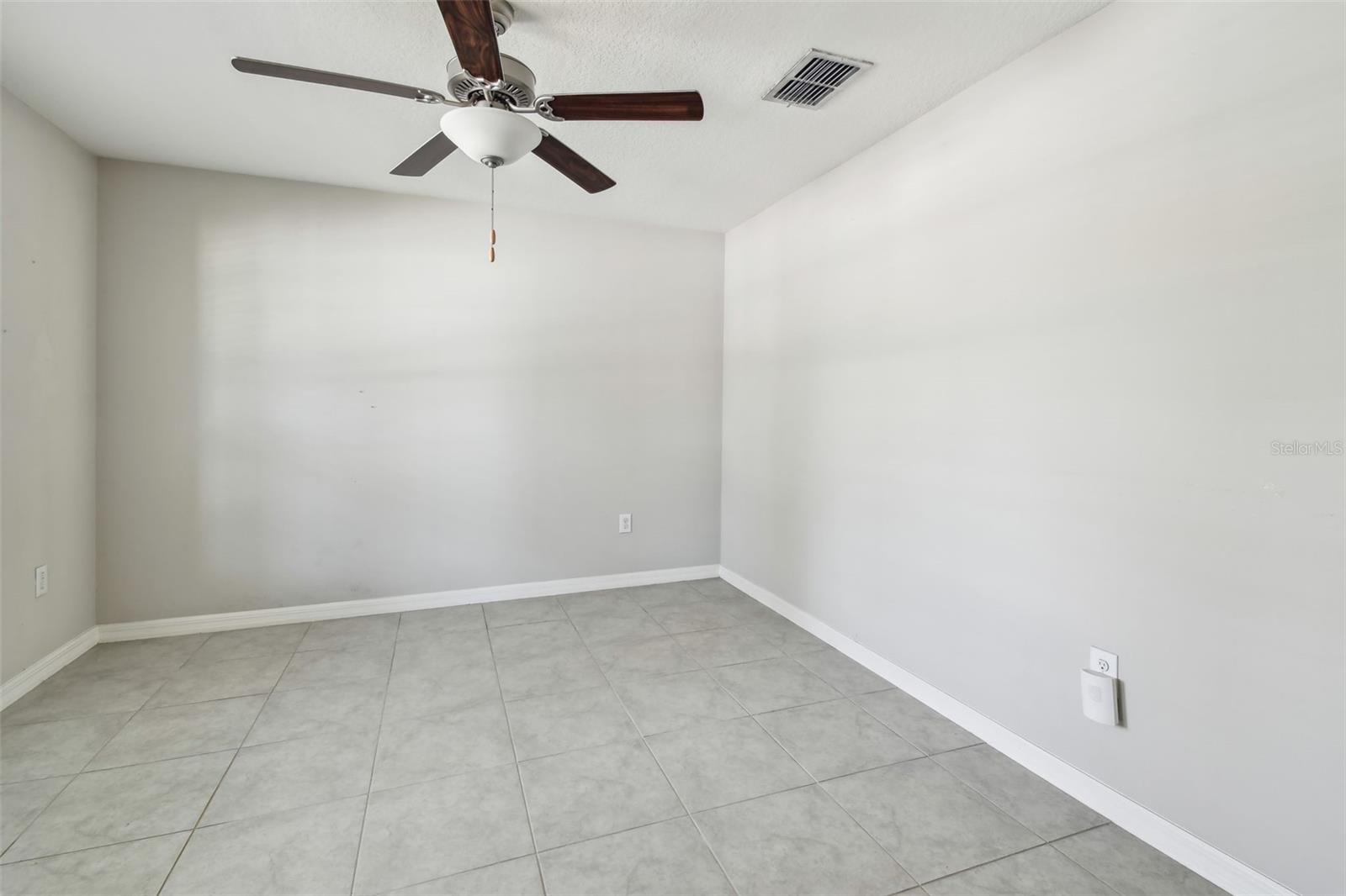 Image 11 of 78 For 10822 Crushed Grape Drive