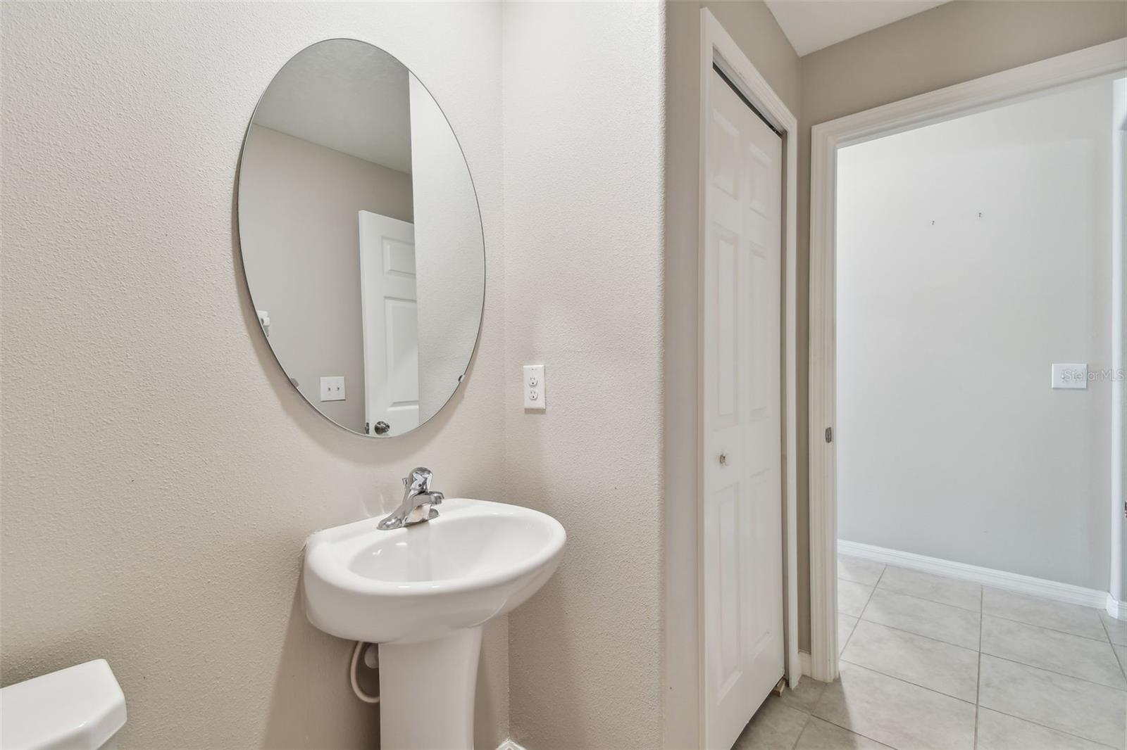 Image 16 of 78 For 10822 Crushed Grape Drive