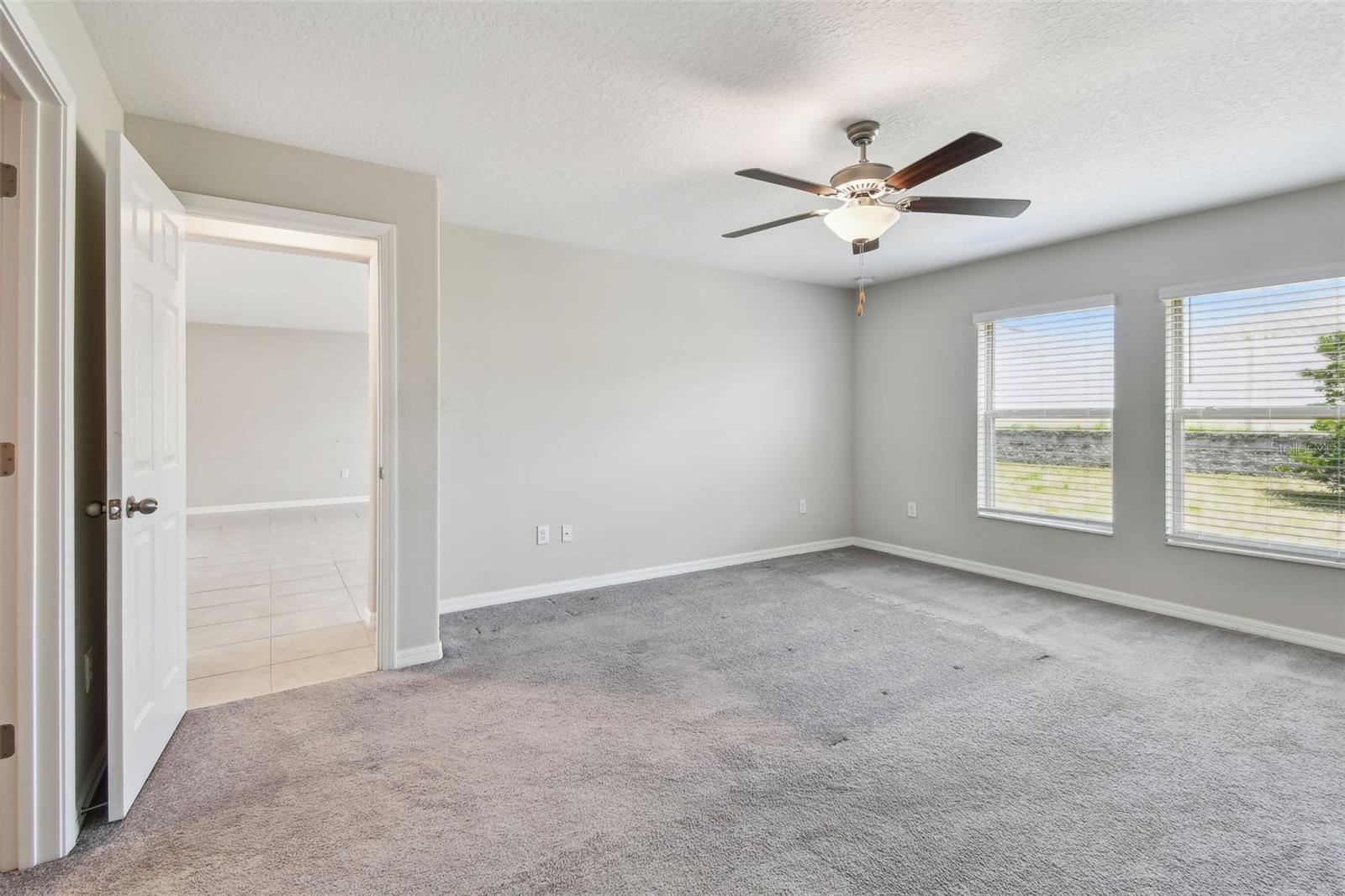 Image 33 of 78 For 10822 Crushed Grape Drive