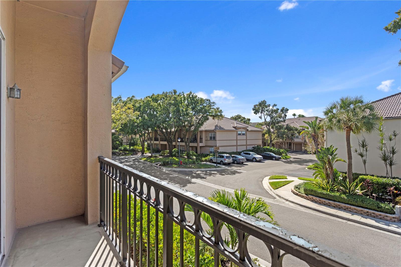 Image 4 of 35 For 604 Arbor Lake Lane