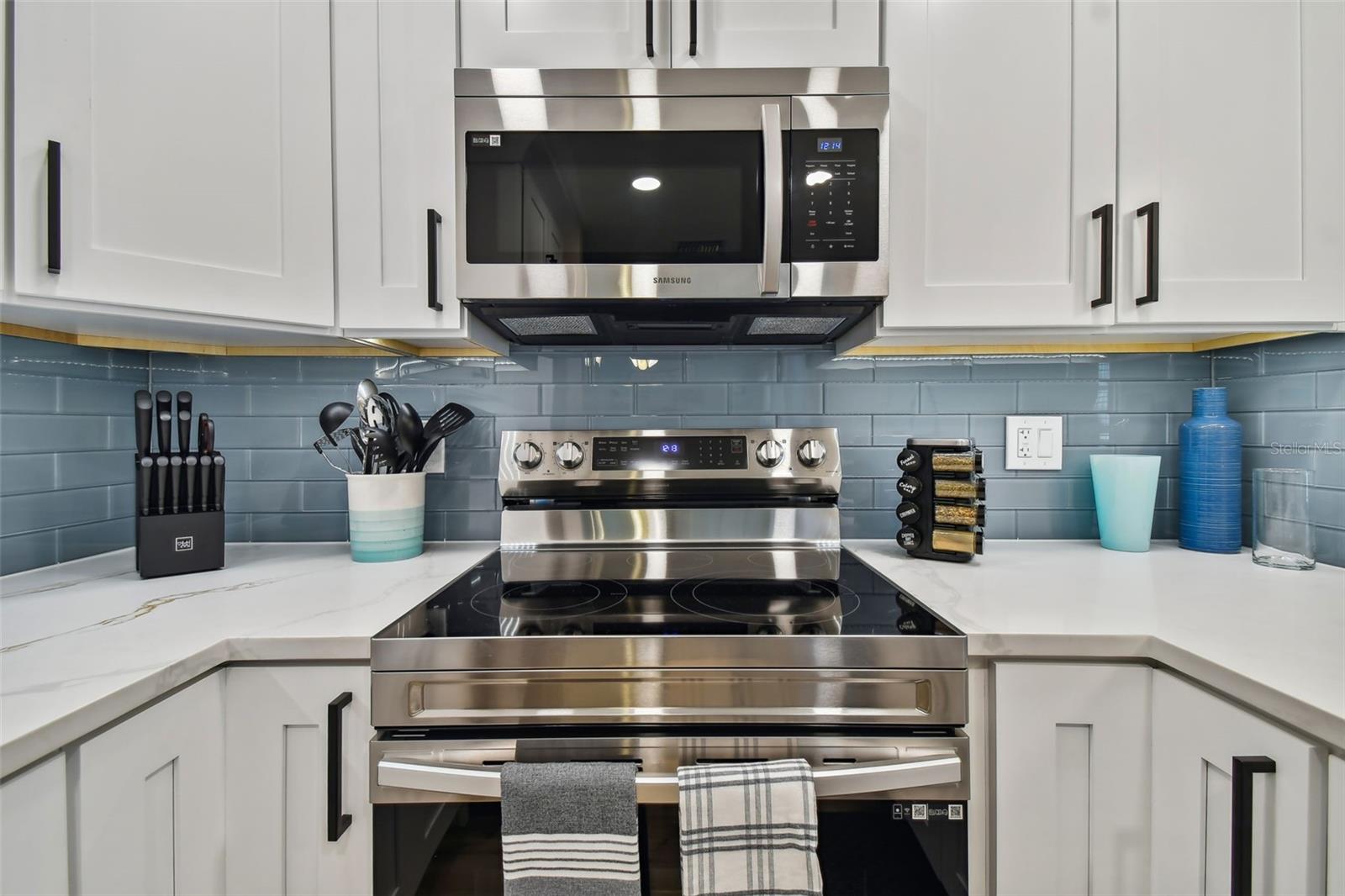 Image 19 of 79 For 315 Medallion Boulevard E