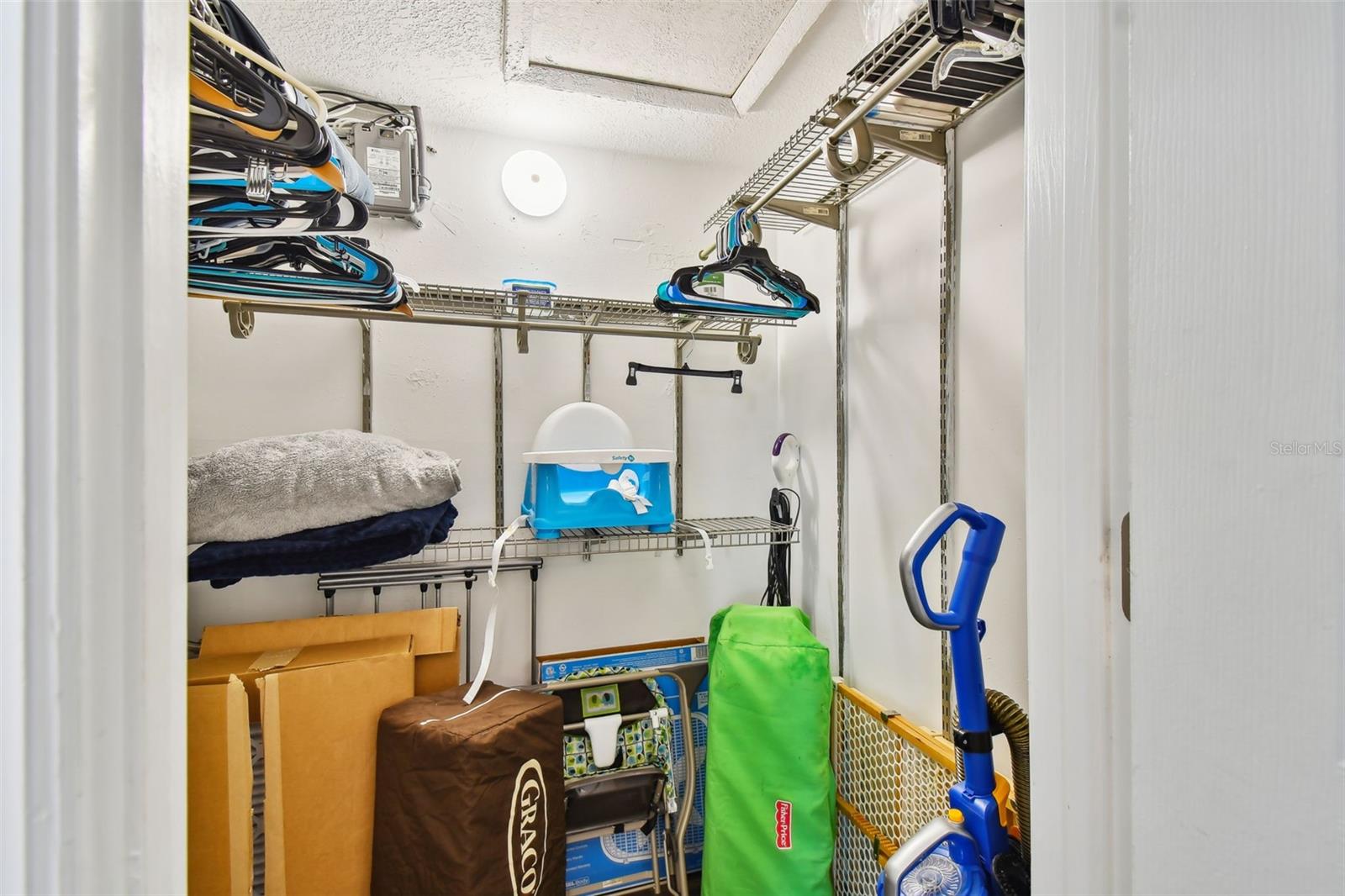 Image 43 of 79 For 315 Medallion Boulevard E