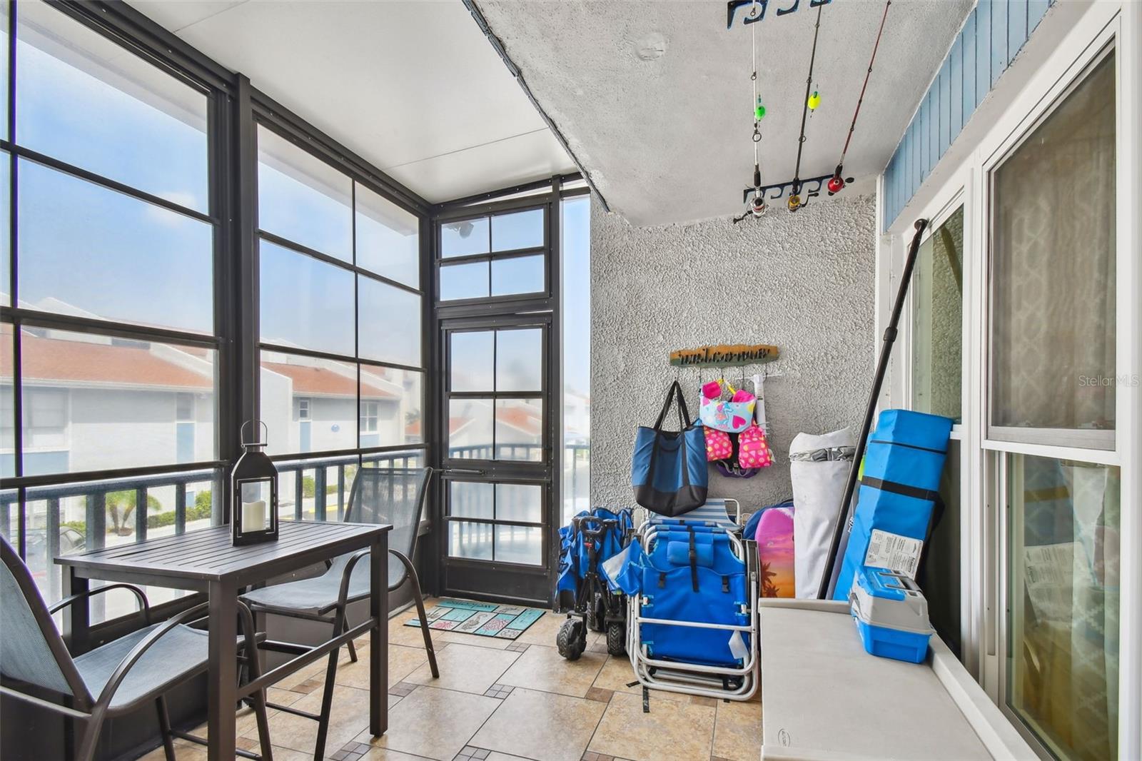 Image 50 of 79 For 315 Medallion Boulevard E