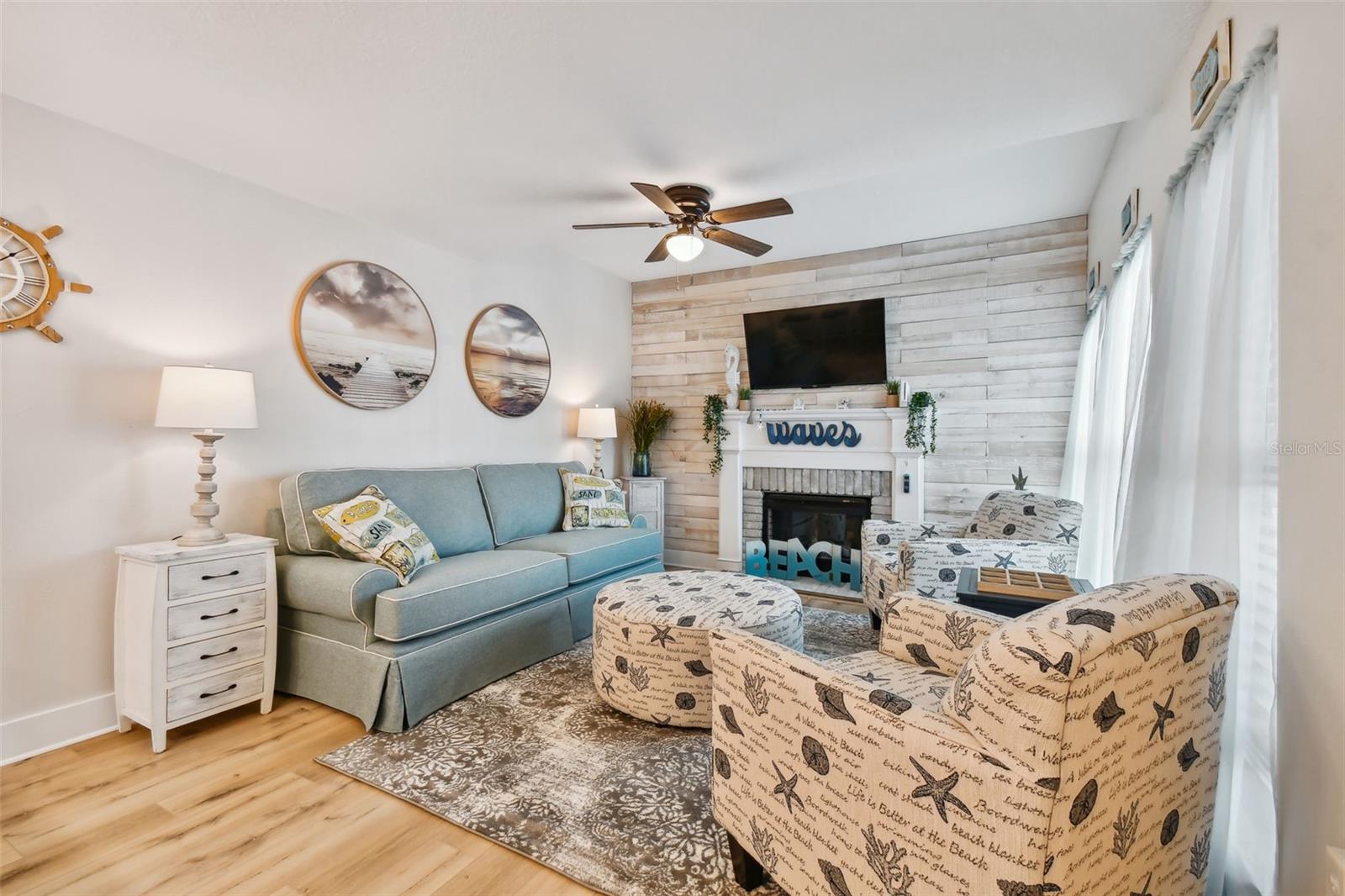 Image 6 of 79 For 315 Medallion Boulevard E