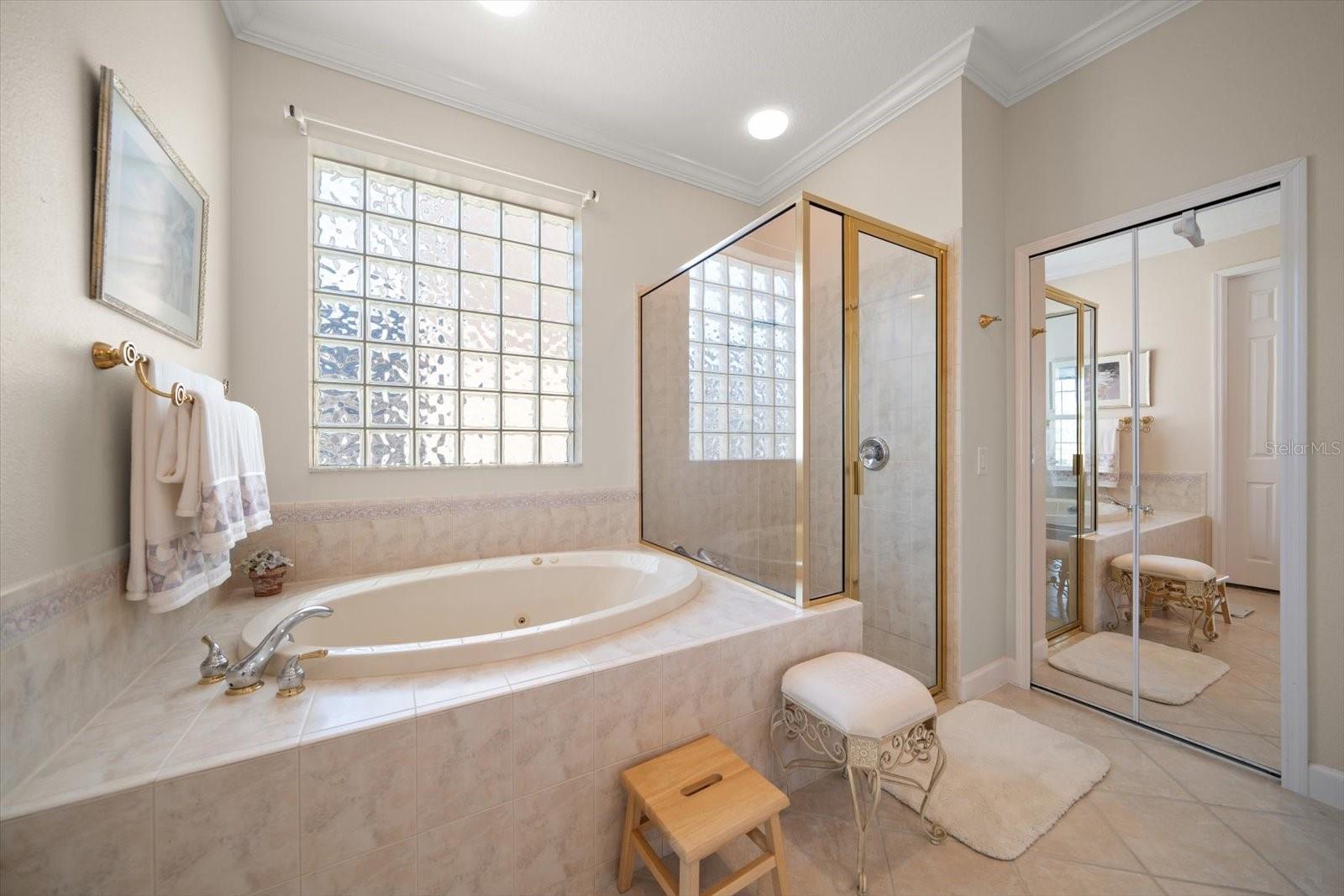 Image 23 of 35 For 1648 Sand Key Estates Court