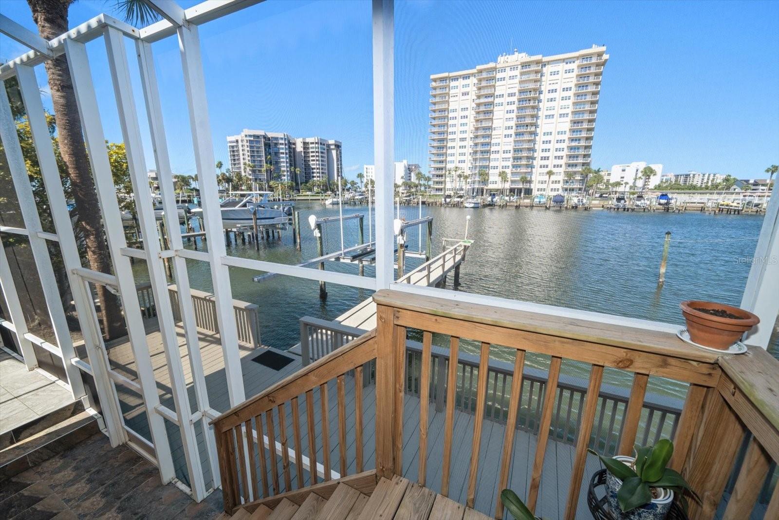 Image 30 of 35 For 1648 Sand Key Estates Court