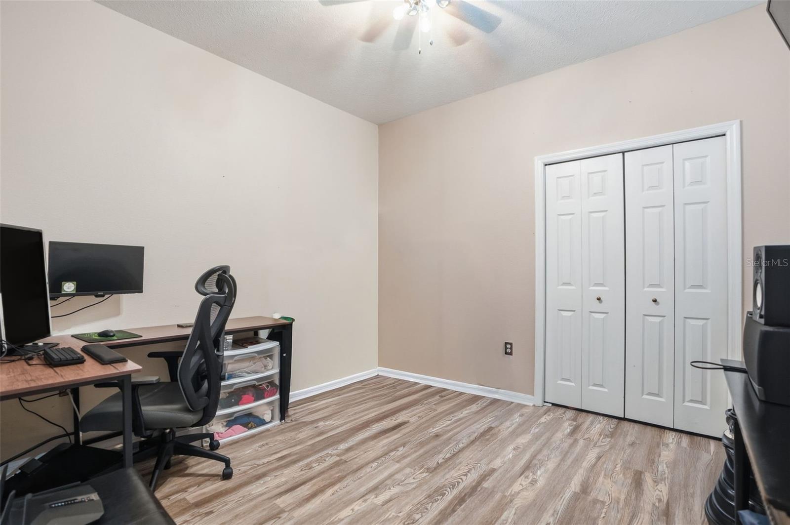 Image 21 of 36 For 12505 Cavalier Court