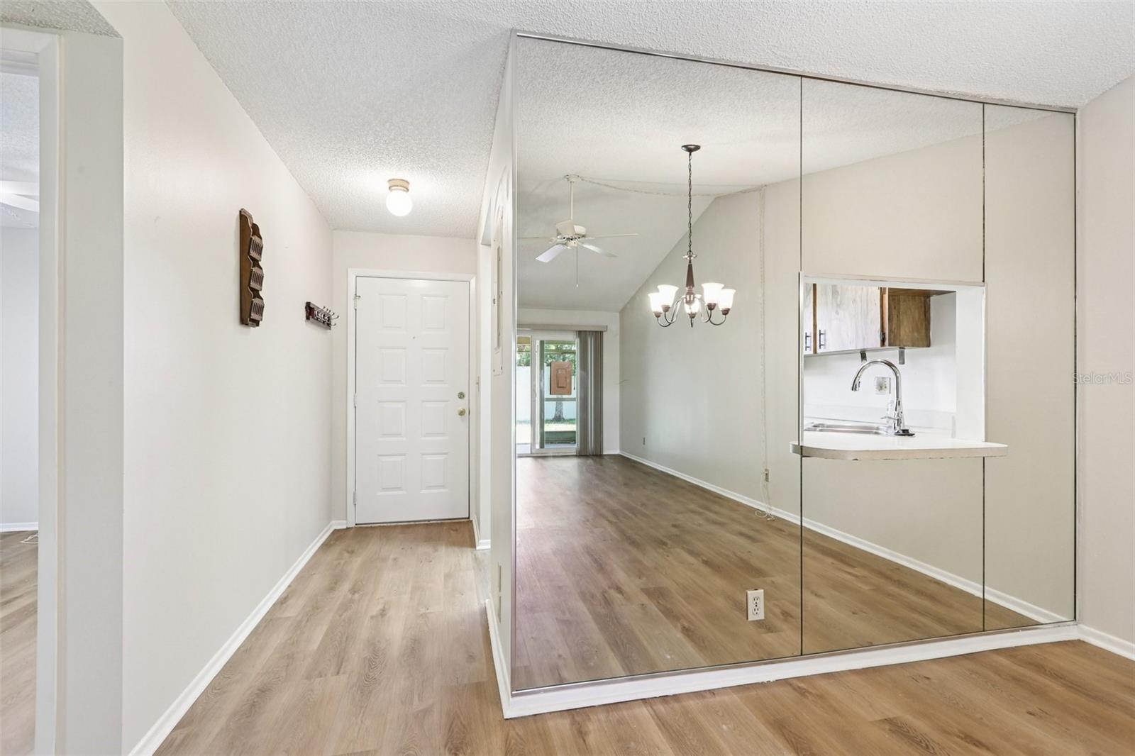 Image 3 of 33 For 10780 43rd Street N 702