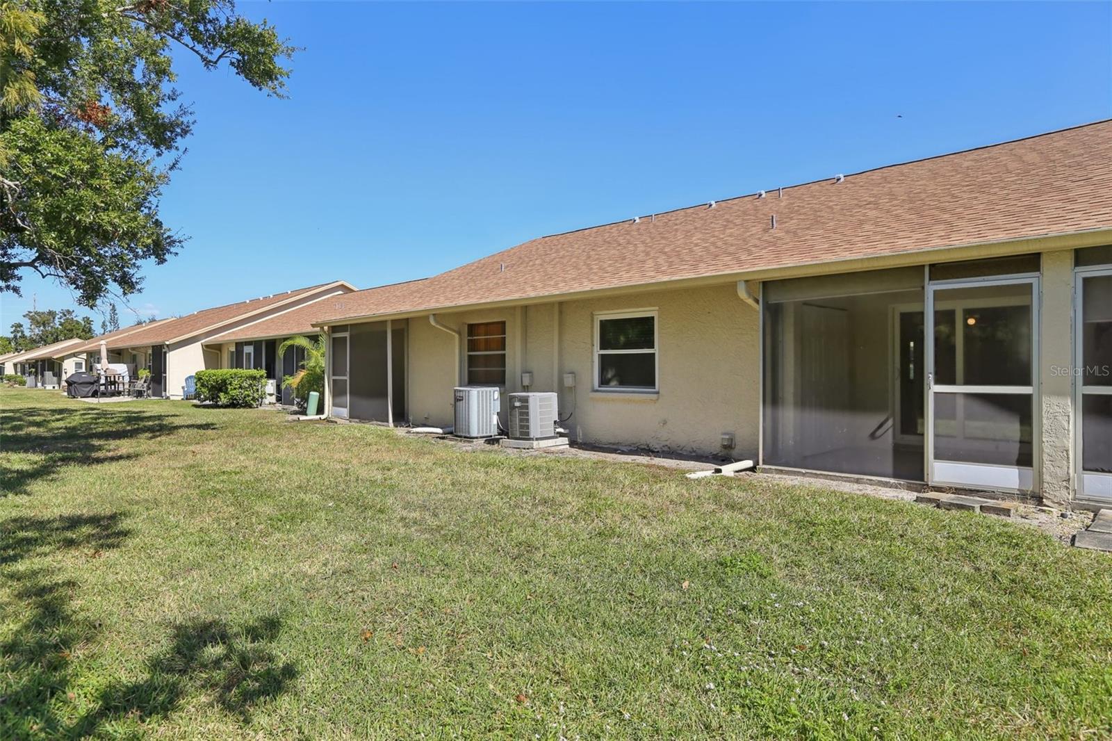 Image 31 of 33 For 10780 43rd Street N 702