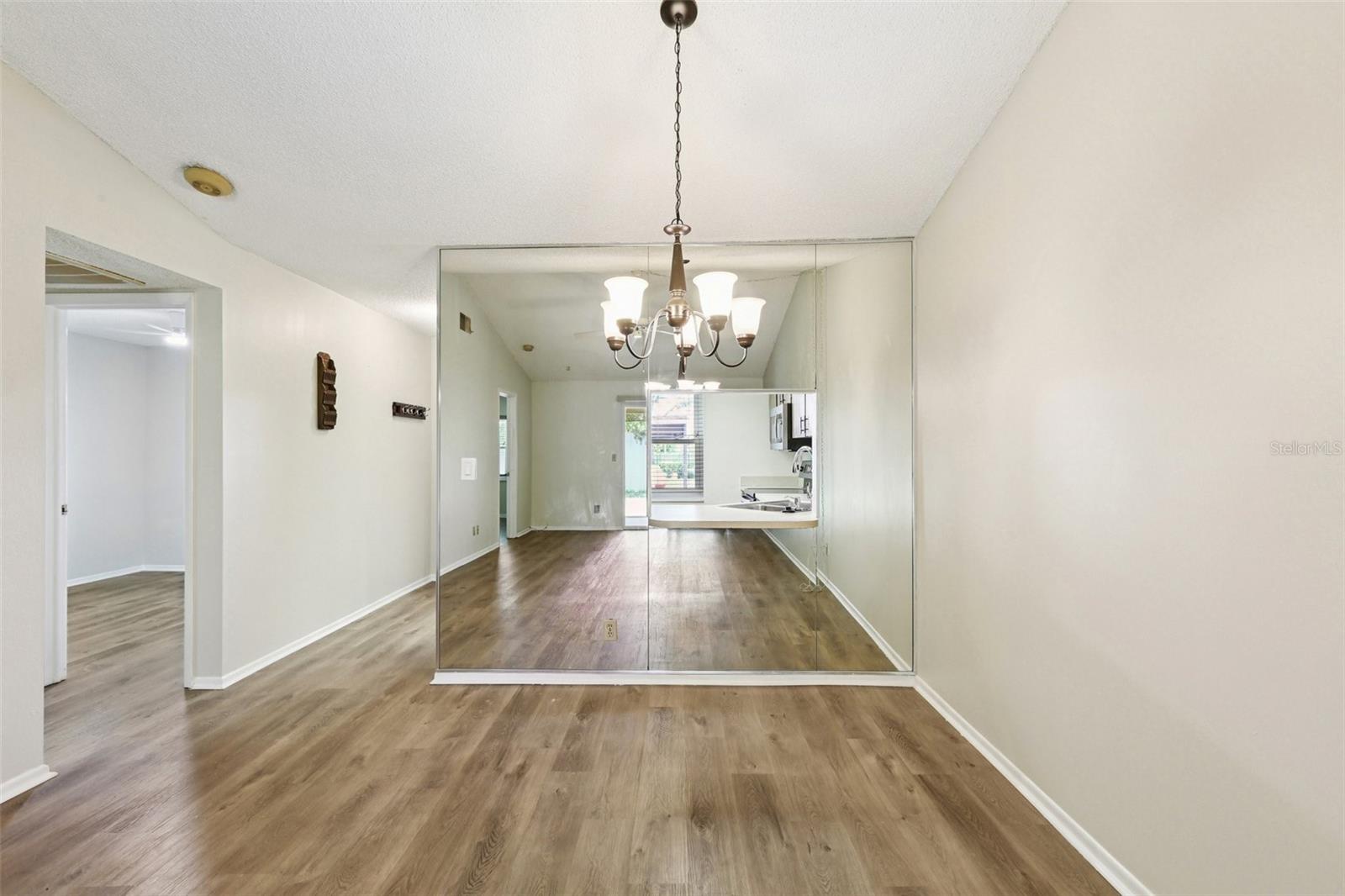 Image 4 of 33 For 10780 43rd Street N 702