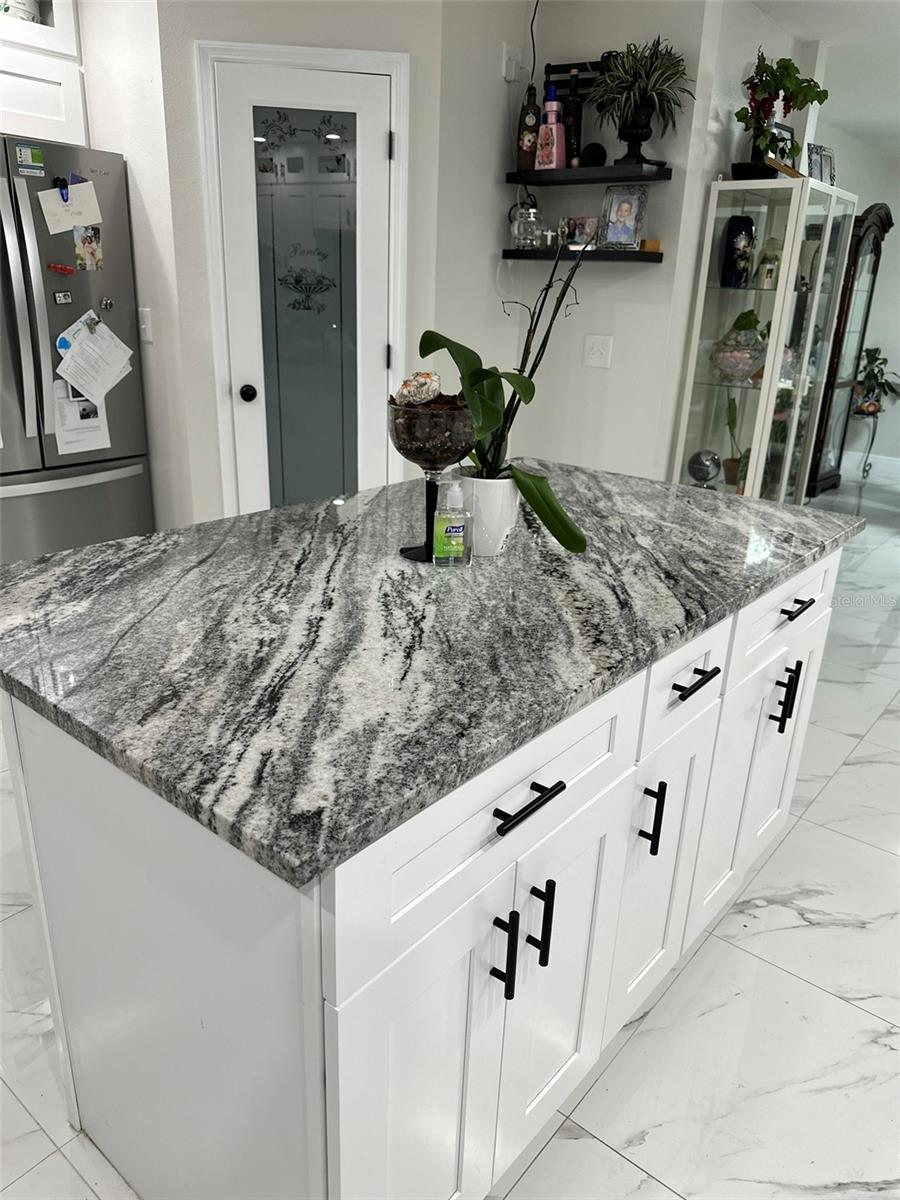 Image 13 of 20 For 1815 Ewell Road