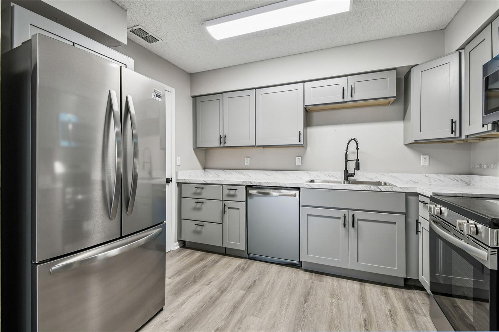 Image 11 of 36 For 249 Granite Drive