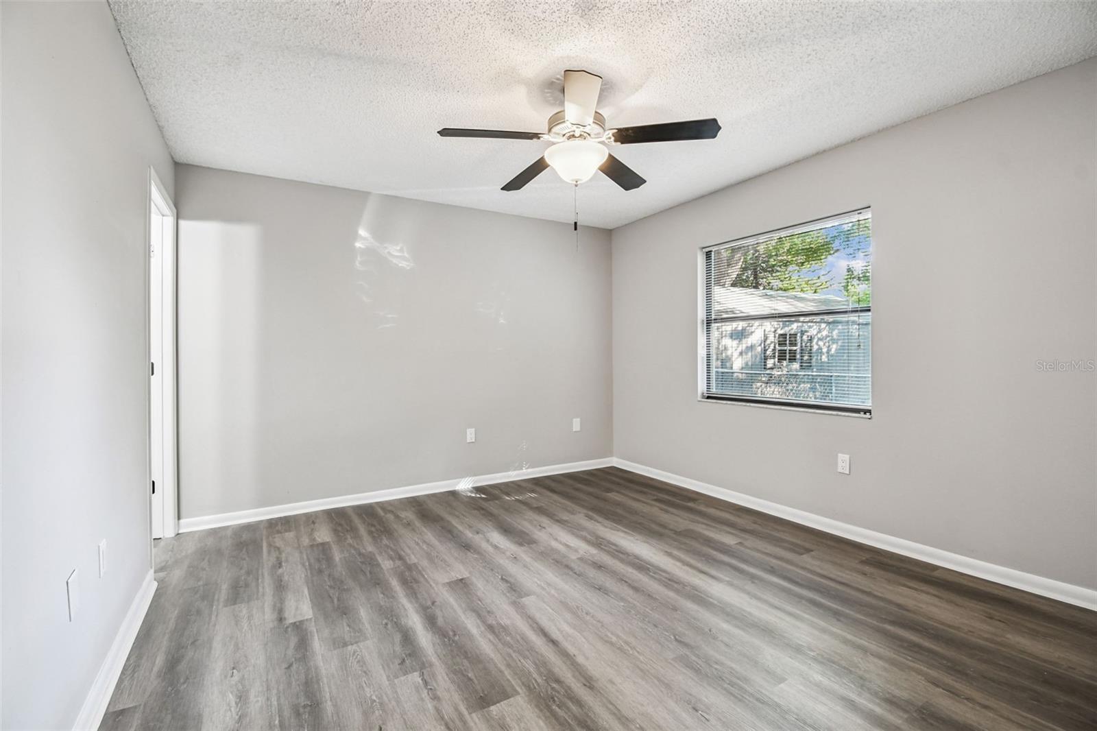 Image 18 of 36 For 249 Granite Drive