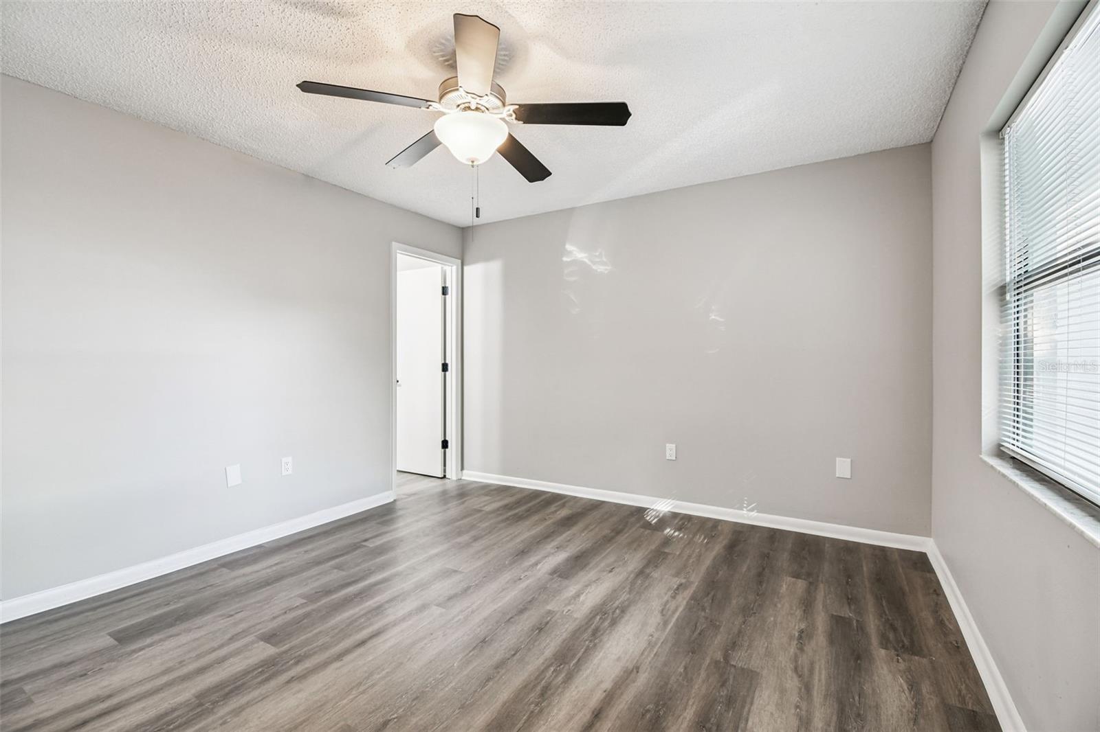 Image 19 of 36 For 249 Granite Drive