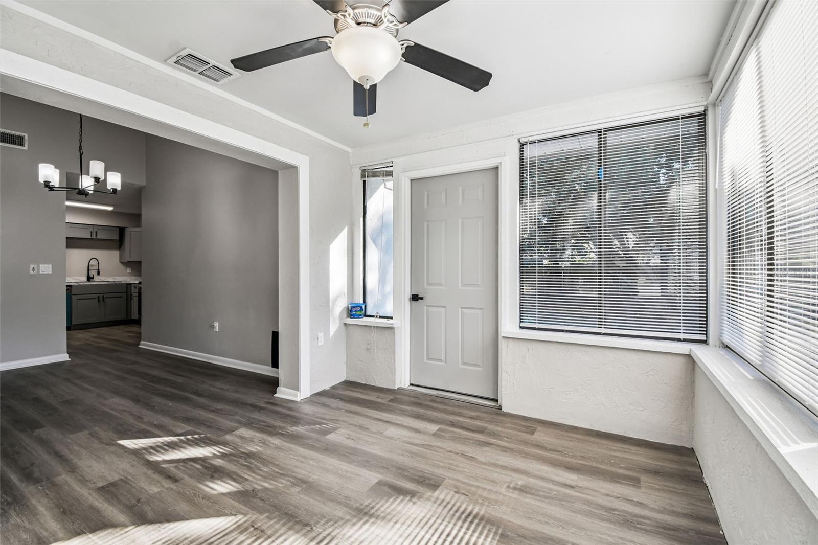 Image 27 of 36 For 249 Granite Drive