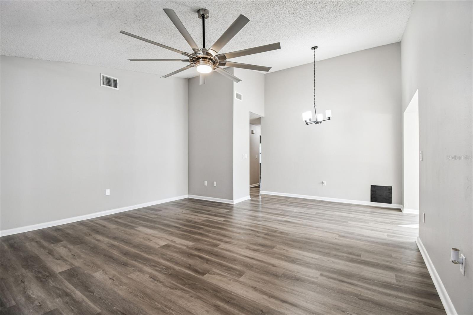 Image 9 of 36 For 249 Granite Drive