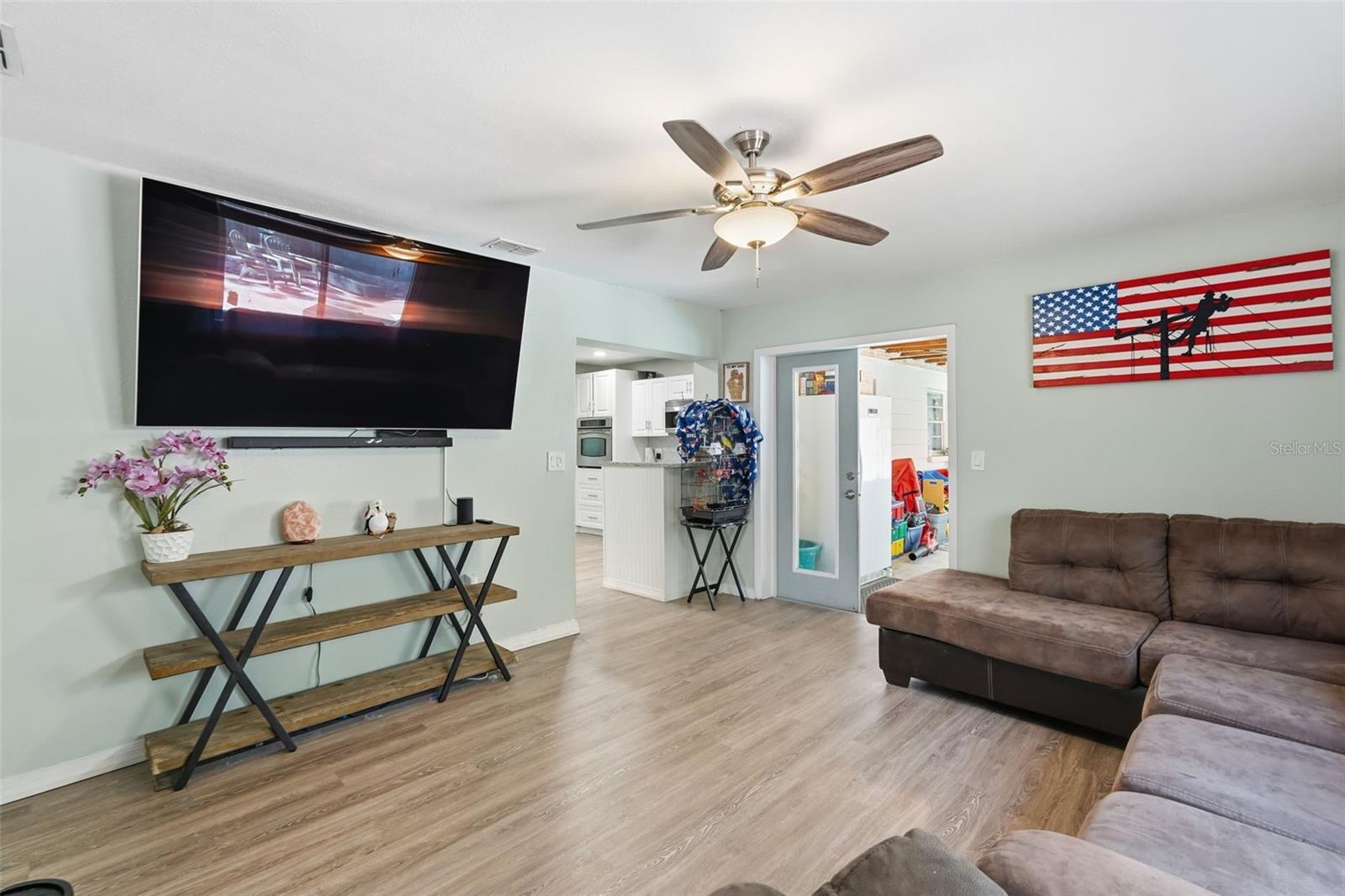 Image 14 of 35 For 9844 Xenia Street