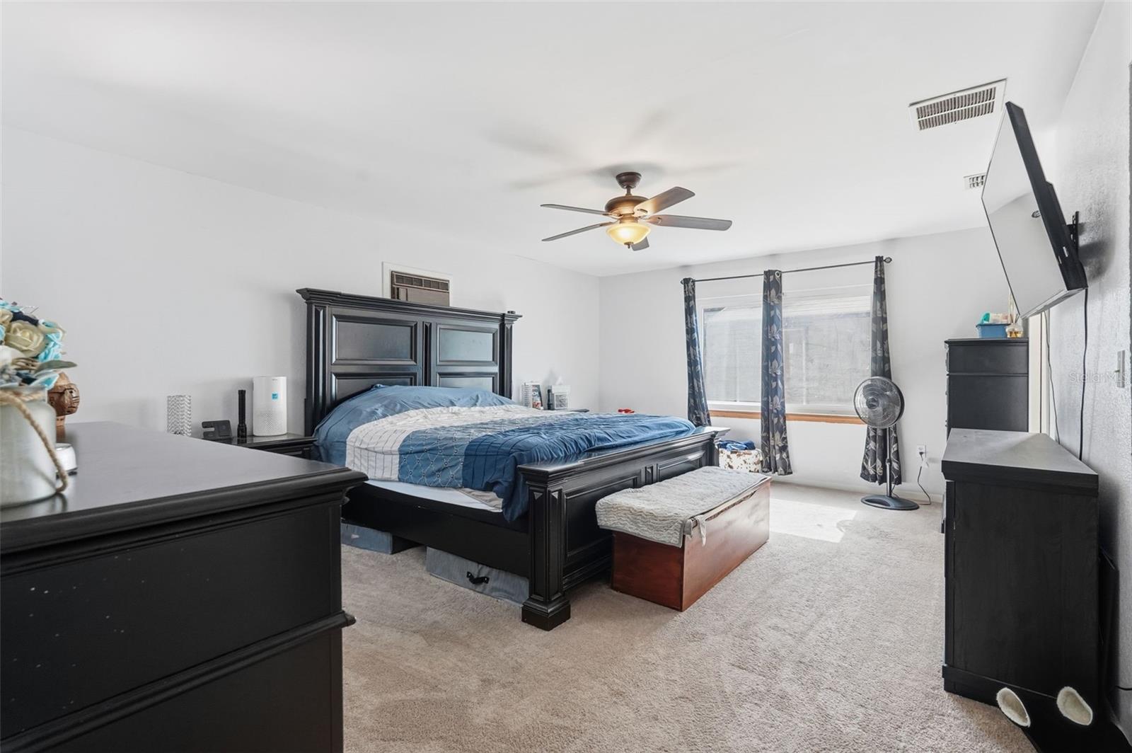 Image 15 of 35 For 9844 Xenia Street