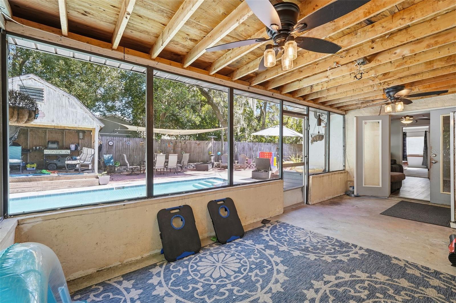 Image 28 of 35 For 9844 Xenia Street