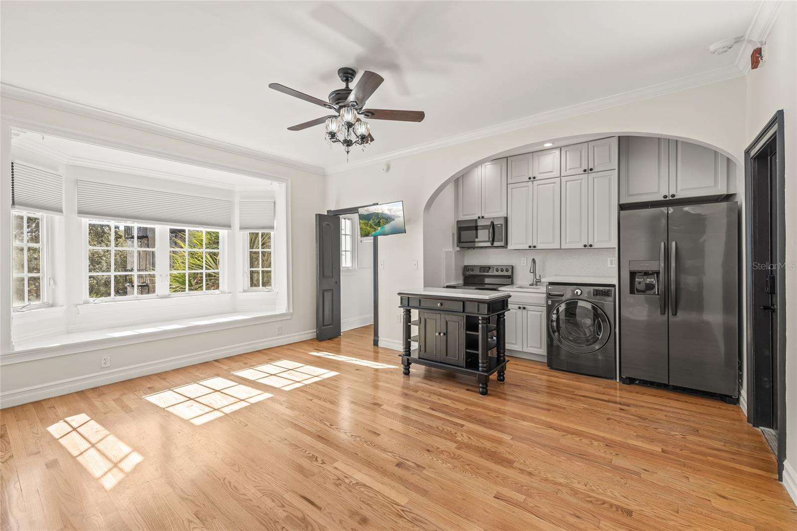 Image 3 of 14 For 2117 Dekle  L-2