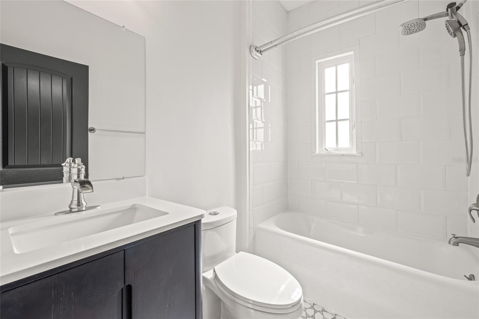 Image 9 of 14 For 2117 Dekle  L-2