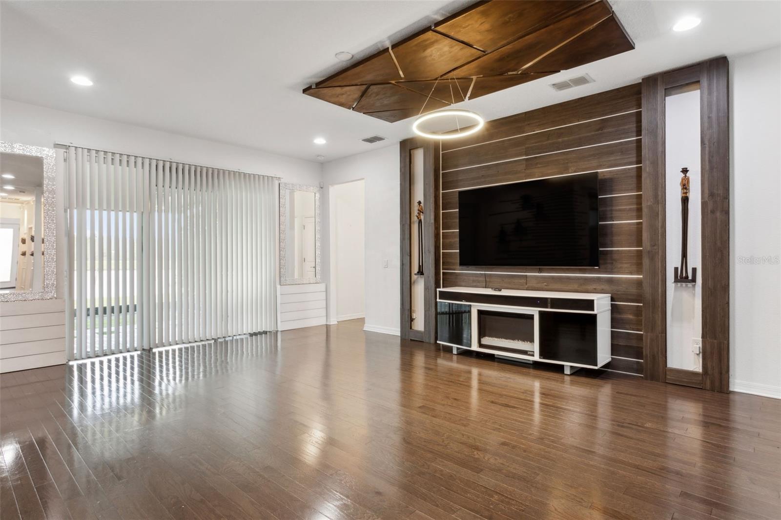 Image 10 of 25 For 10319 Stallion Fields Way